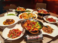 -艳阳天·非遗楚菜(武汉客厅店)