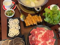 -太和殿鸳鸯麻辣火锅