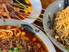 -丁丁猫重庆小面(徐州路店)
