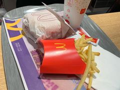 -麦当劳(中山公园龙之梦店)
