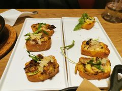 -必胜客(新中纬店)