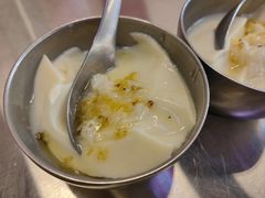 -蓉三少冒烤鸭·四川小吃集(北京首店)