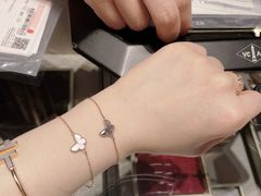 -梵克雅宝(国贸商城店)