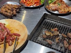 -马路牙子烧烤音乐酒馆(望京店)