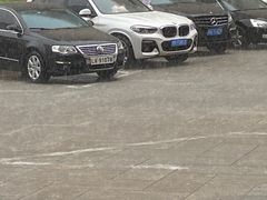 -北京保利大厦酒店(东四十条地铁站店)