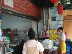-陆师傅砂锅烫菜(圆通街店)