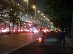 -凡碧诗毛孔清洁收细