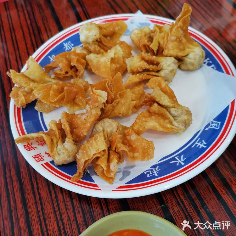 双人下午茶套餐大件抵食，2个女的饱得不行