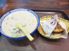 牛肉烧饼普通版-穆得·老周家牛肉烧饼(普利街店)