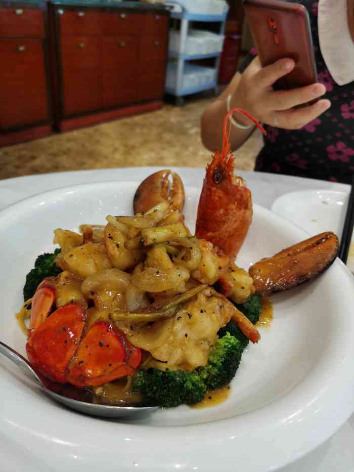 万龙洲海鲜大酒楼(广渠门店)-"很棒!必需要选择的海鲜餐厅啊!