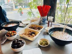 -功德林(南京西路店)