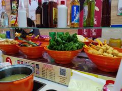 -轩于鲜旋转小火锅(沪闵公路店)