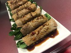 薄荷牛肉卷-滇越乘象云南餐厅(豆各庄店)