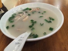 -三两春肚肺汤(崂山路店)