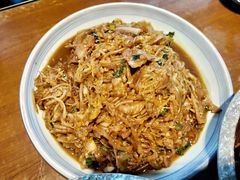 五花肉炒酸菜粉-95号酱骨·一块豆腐(展春园西路店)