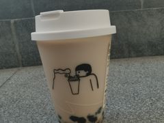 -喜茶(北京华贸购物中心店)