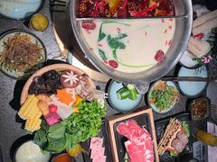 -湊湊火锅·茶憩(新中关购物中心店)