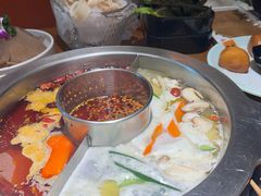 -佬土鹅肠火锅(中建大观店)