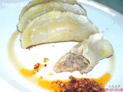 牛肉鍋貼-清真·玛丽亚新疆菜主题餐厅(浙江中路店)