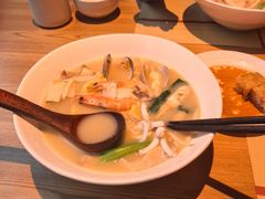 -荣家黄鱼面(南京西路店)