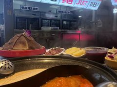 -生活如沸·顺德水牛奶火锅(大学路店)