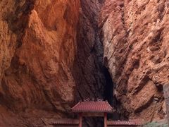 -天山神秘大峡谷