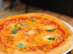 -WOLFGANG PUCK KITCHEN & BAR(迪士尼小镇店)