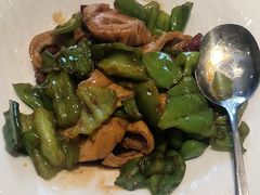 -海派美食·家宴海鲜青岛菜·石锅鲽鱼头(东方城店)