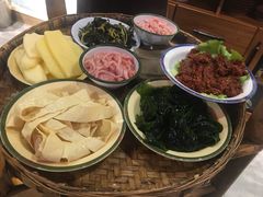 -王婆乔鲜鱼自助火锅(蜀汉路店)