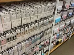 -名创优品(中原万达2F店)