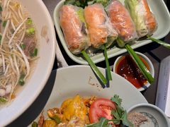 -大头虾越式风味餐厅(光明广场店)