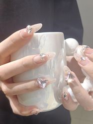 -尤米一站式美甲美睫