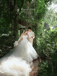 -雪中彩影婚纱摄影·微光艺术中心