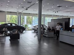 -奔驰利星行(北京花乡店)