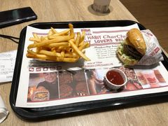 -The Habit Burger Grill 哈比特汉堡(爱琴海店)