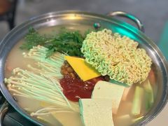 -富乐满 炸鸡&韩国料理 불로만(虹泉路店)