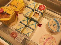 -好利来(八里庄店)