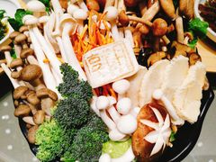 -享月汤皇·海鲜小火锅·聚会(曲江创意谷店)