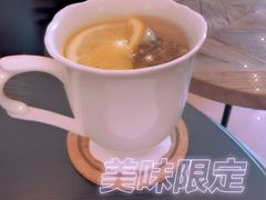 -Me Coffee下午茶艺术空间