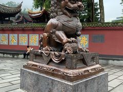 -峨眉山报国寺
