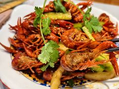 -乡土黄·鲜牛肉火锅·小龙虾(兴业街店)