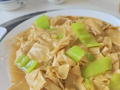 -朴小妹人参鸡汤火锅(长白山万达店)