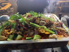 -后街佬·炭火鲜鱼杂(南城店)
