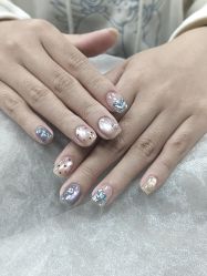 -芊屿芊浔美甲