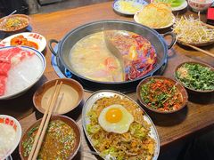 -萍姐火锅·公路夜市(武汉首店)