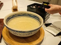 -新世界·过桥米线宴