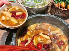 -蘑界·野生菌火锅(深业上城店)