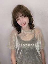 -洛施奇烫发染发沙龙