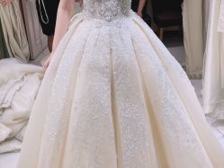 -Vera Wang婚纱礼服旗舰店