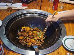 -东北人家铁锅炖(水岸帝景店)